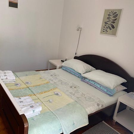 Apartments Topic & Krk Central Location Крк Экстерьер фото